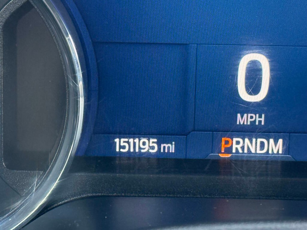 Ford F-150 Vehicle Full-screen Gallery Image 30