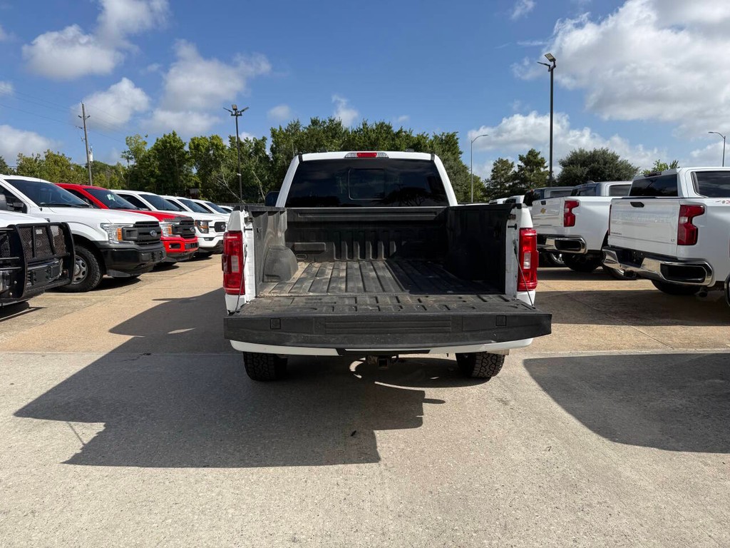 Ford F-150 Vehicle Full-screen Gallery Image 36