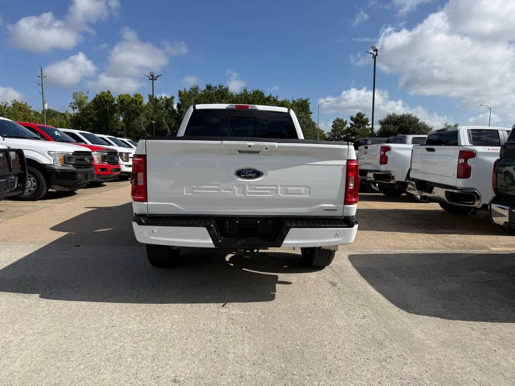 Ford F-150 Vehicle Full-screen Gallery Image 37