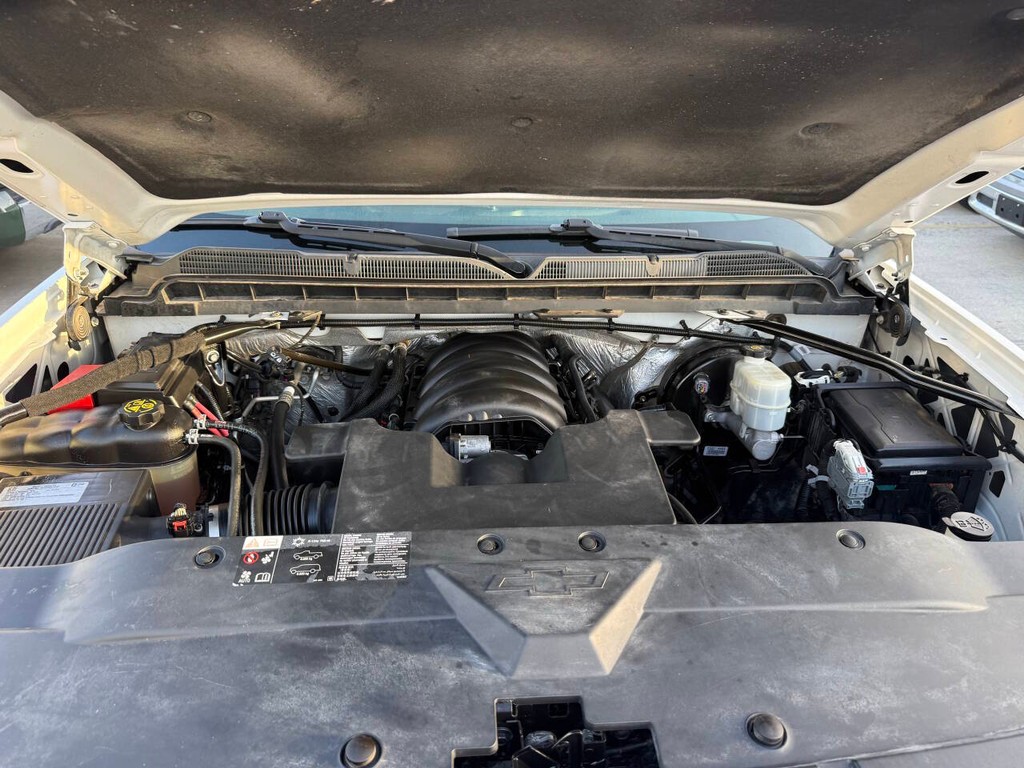 Chevrolet Silverado 1500 Vehicle Full-screen Gallery Image 34