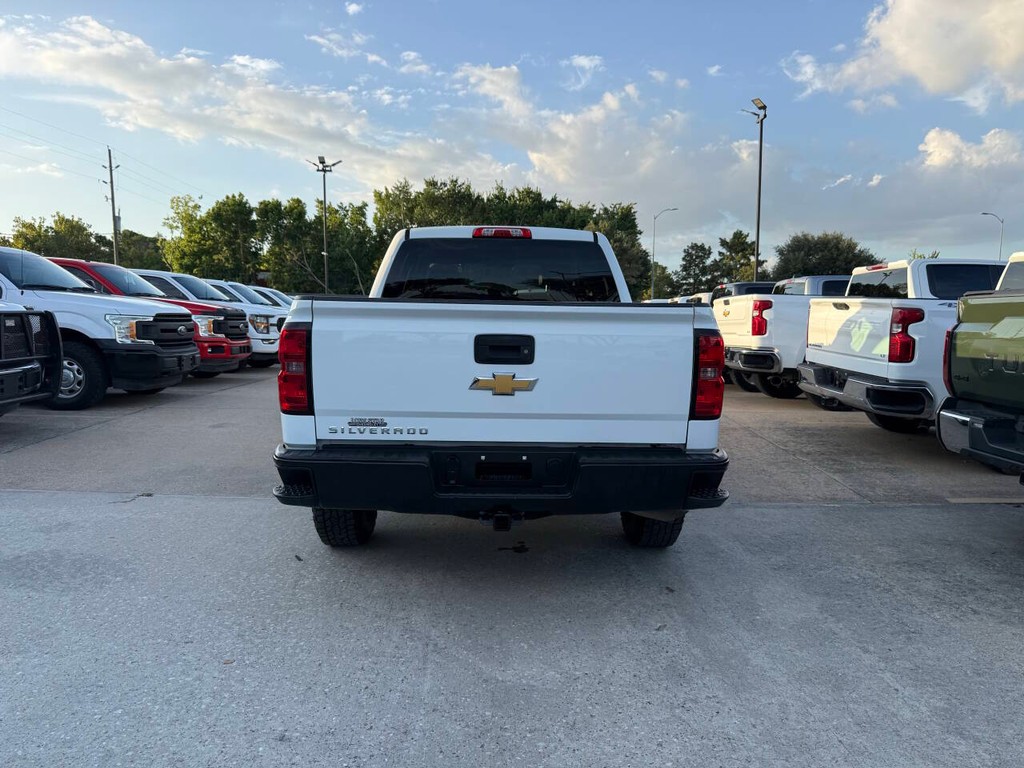 Chevrolet Silverado 1500 Vehicle Full-screen Gallery Image 37