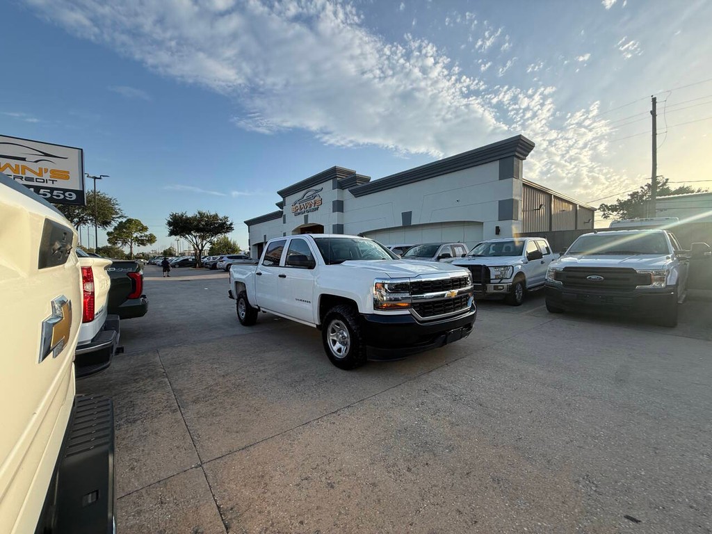 Chevrolet Silverado 1500 Vehicle Full-screen Gallery Image 42