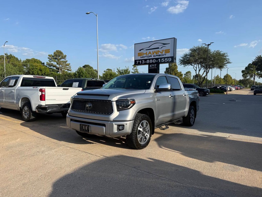 Toyota Tundra 4WD Vehicle Full-screen Gallery Image 03