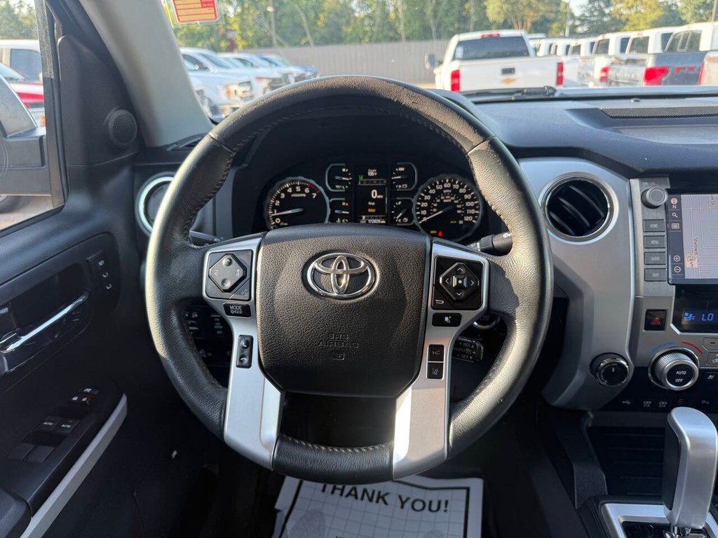 Toyota Tundra 4WD Vehicle Full-screen Gallery Image 22