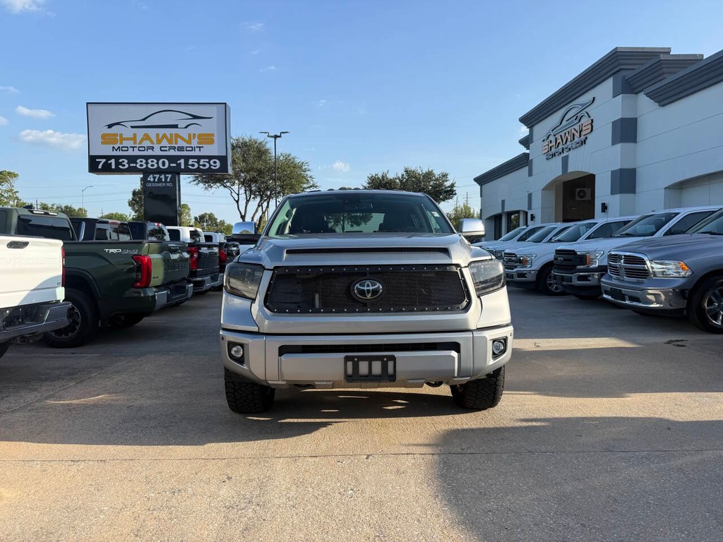 Toyota Tundra 4WD Vehicle Full-screen Gallery Image 42