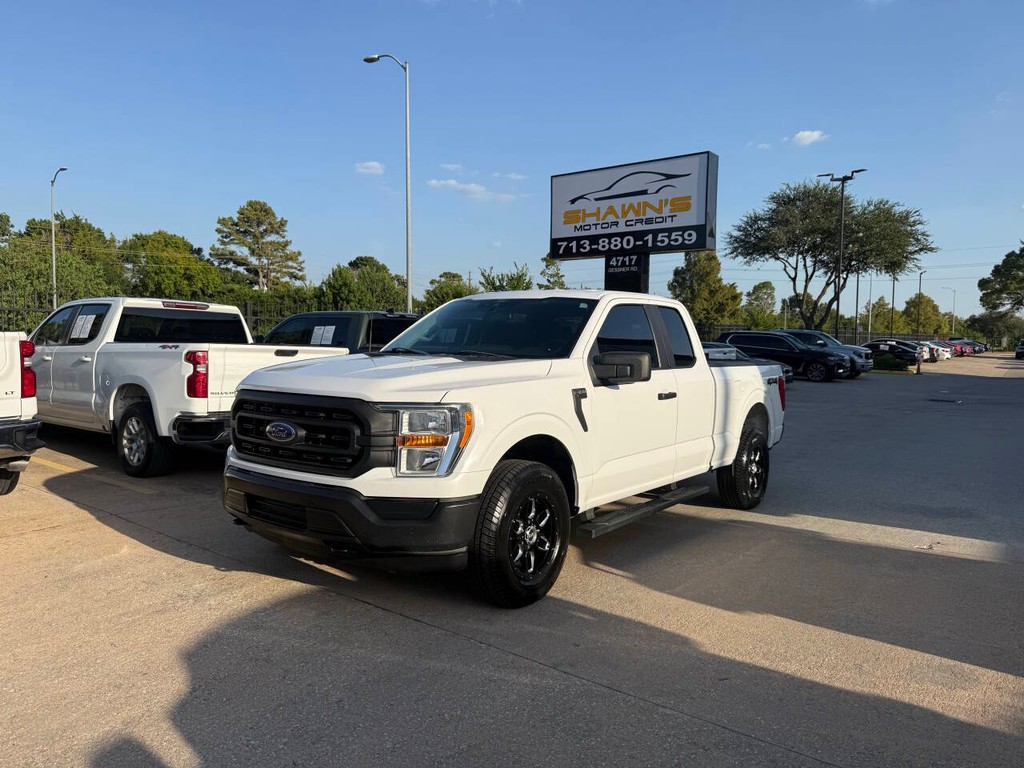 Ford F-150 Vehicle Full-screen Gallery Image 03