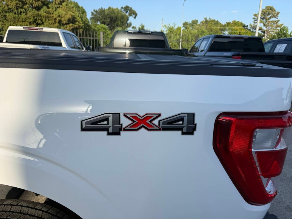 Ford F-150 Vehicle Full-screen Gallery Image 33