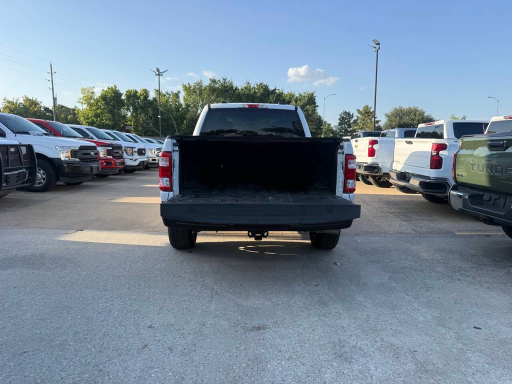 Ford F-150 Vehicle Full-screen Gallery Image 35