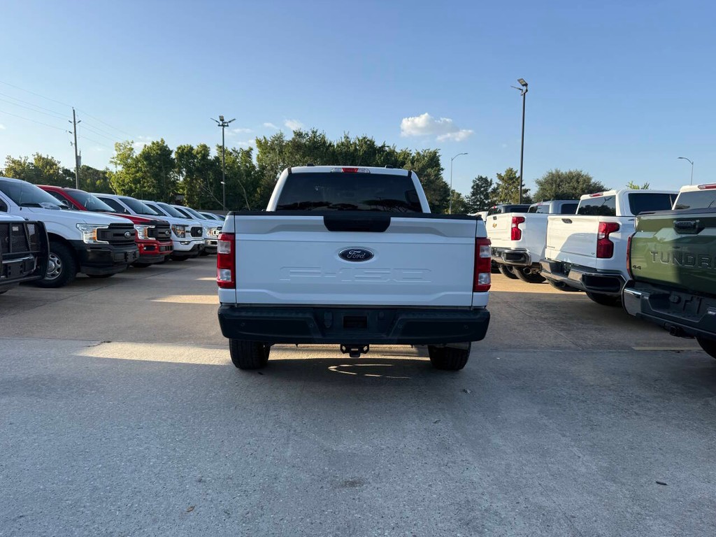 Ford F-150 Vehicle Full-screen Gallery Image 36