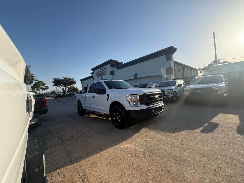 Ford F-150 Vehicle Full-screen Gallery Image 41
