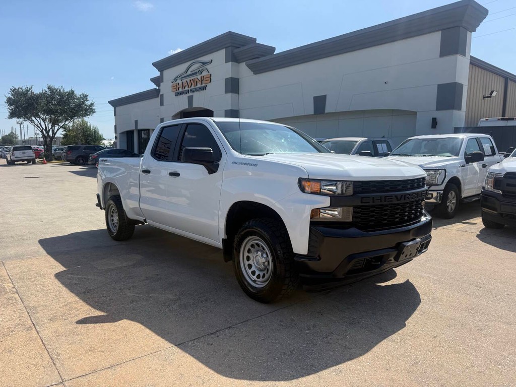 Chevrolet Silverado 1500 Vehicle Full-screen Gallery Image 02
