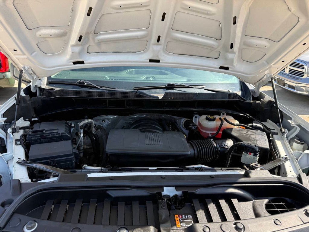 Chevrolet Silverado 1500 Vehicle Full-screen Gallery Image 34