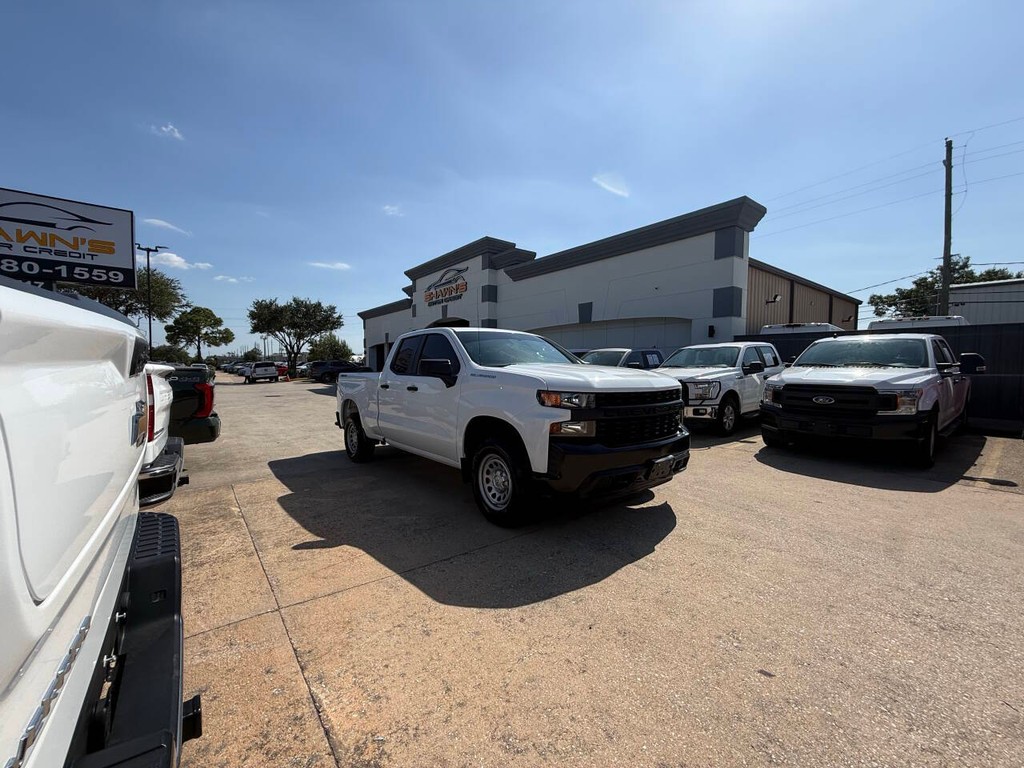Chevrolet Silverado 1500 Vehicle Full-screen Gallery Image 44