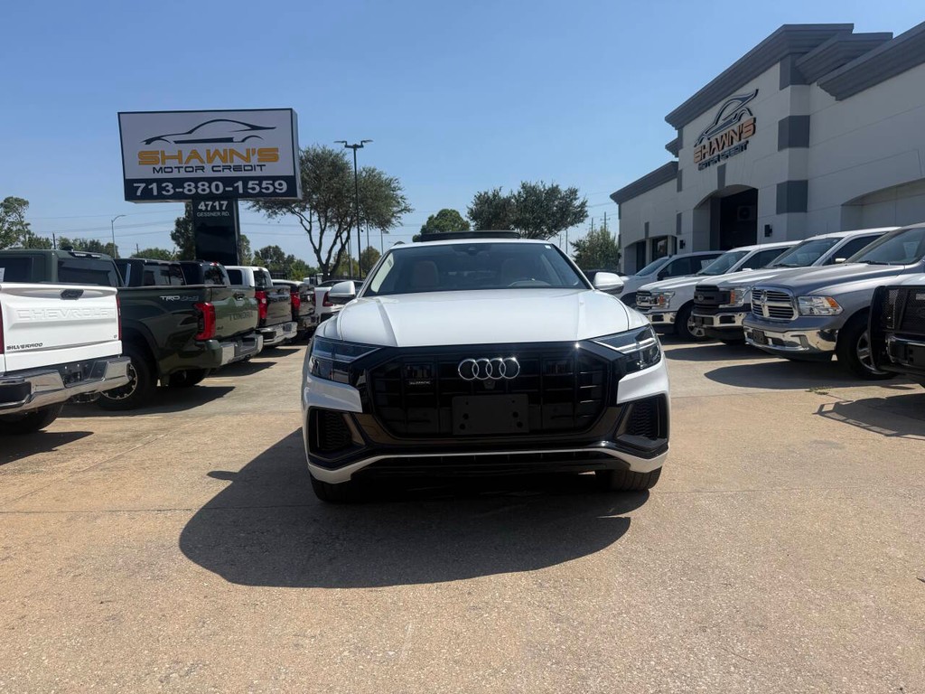 Audi Q8 Vehicle Full-screen Gallery Image 41