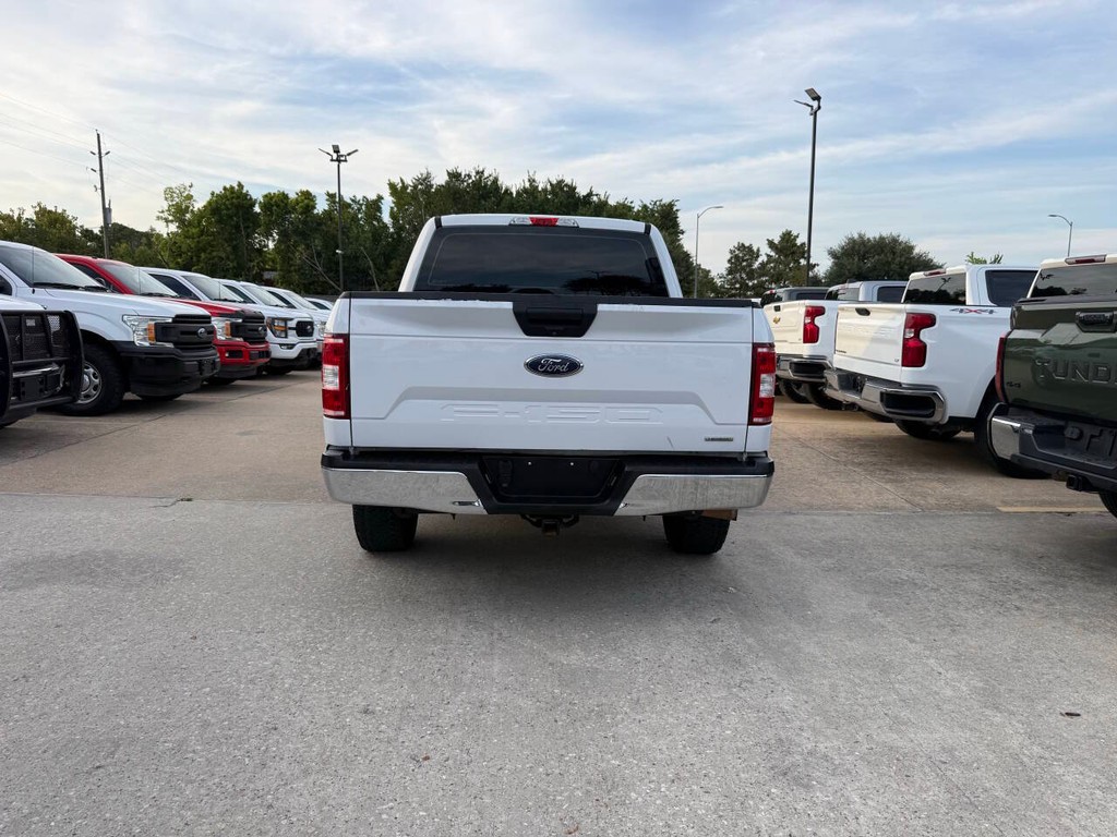 Ford F-150 Vehicle Full-screen Gallery Image 40