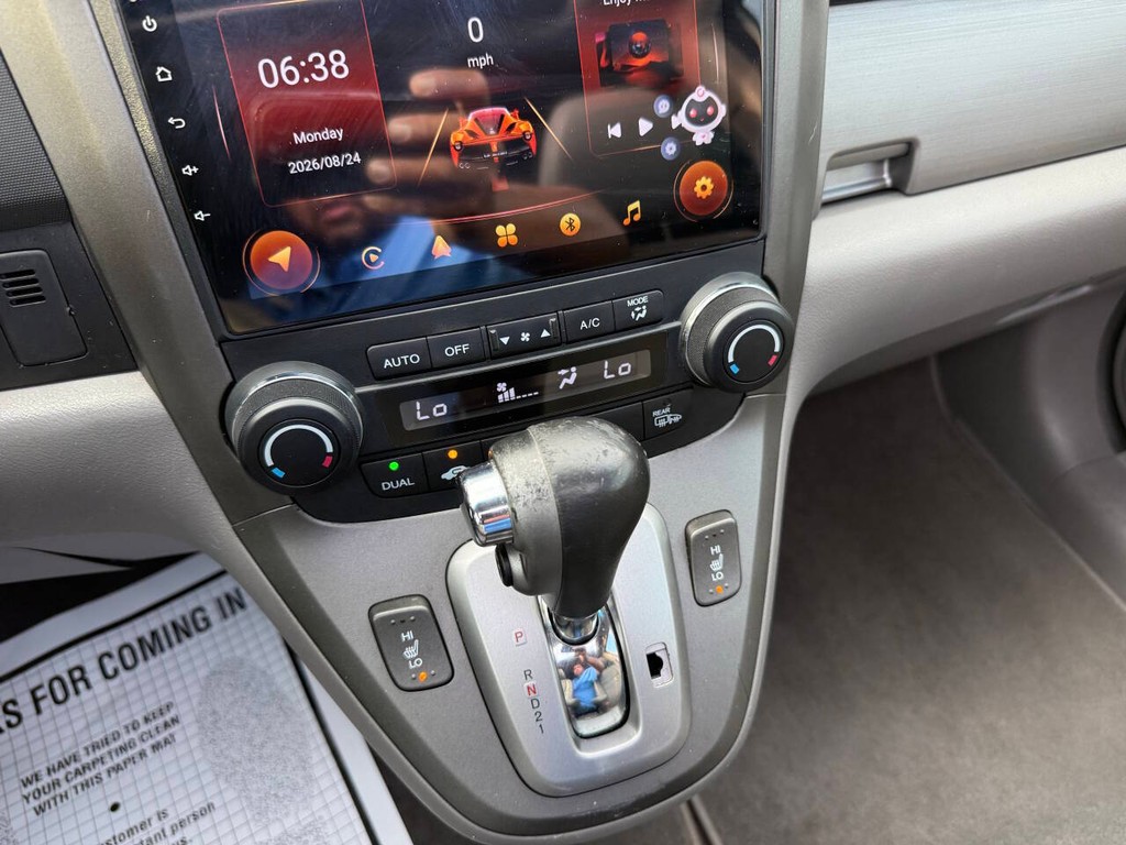 Honda CR-V Vehicle Full-screen Gallery Image 28