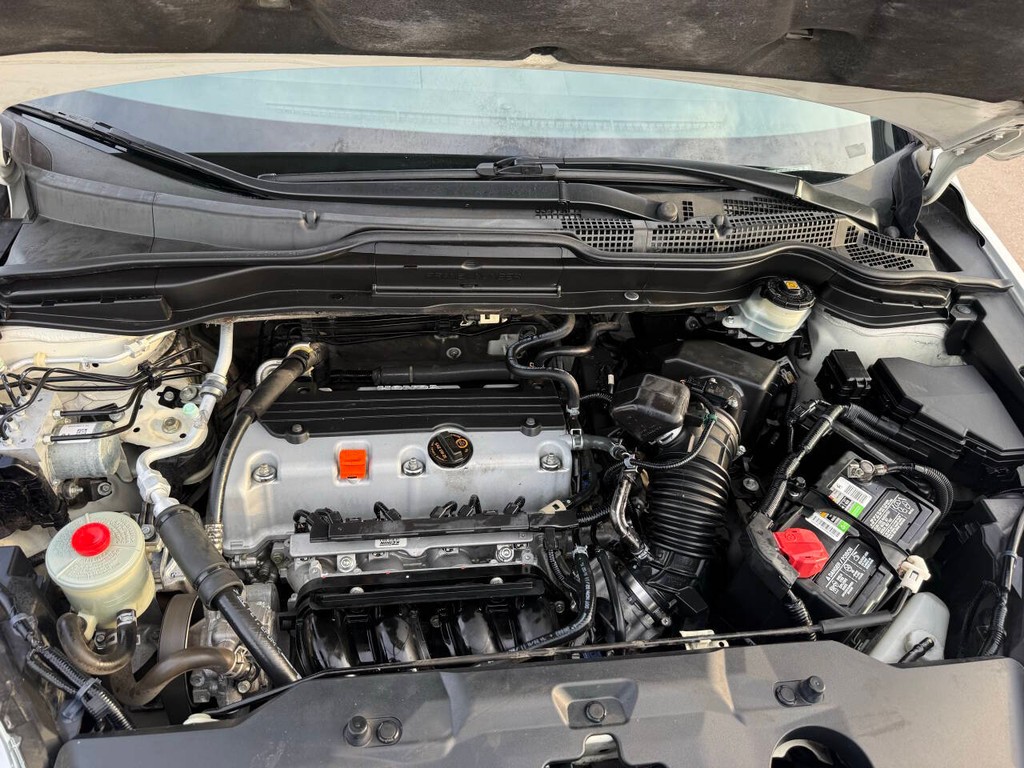 Honda CR-V Vehicle Full-screen Gallery Image 34