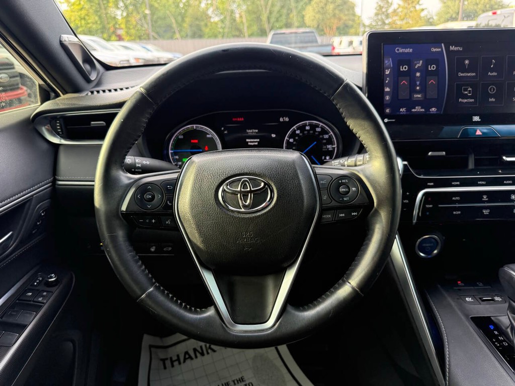 Toyota Venza Vehicle Full-screen Gallery Image 23