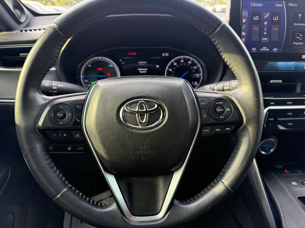 Toyota Venza Vehicle Full-screen Gallery Image 24