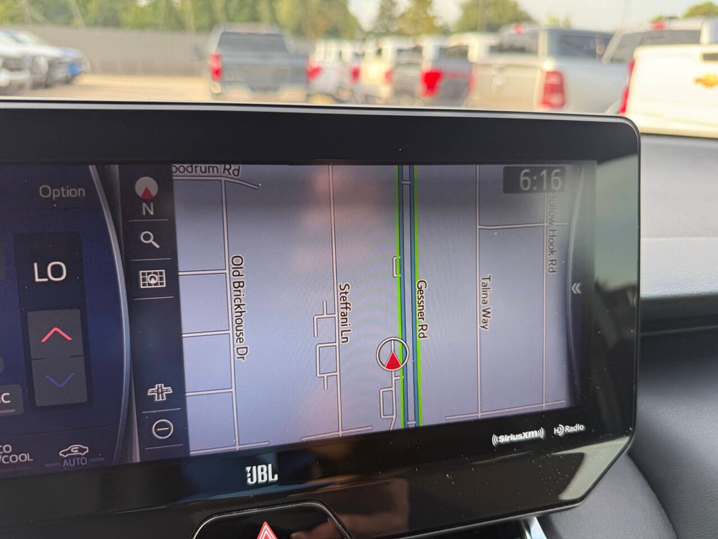 Toyota Venza Vehicle Full-screen Gallery Image 27