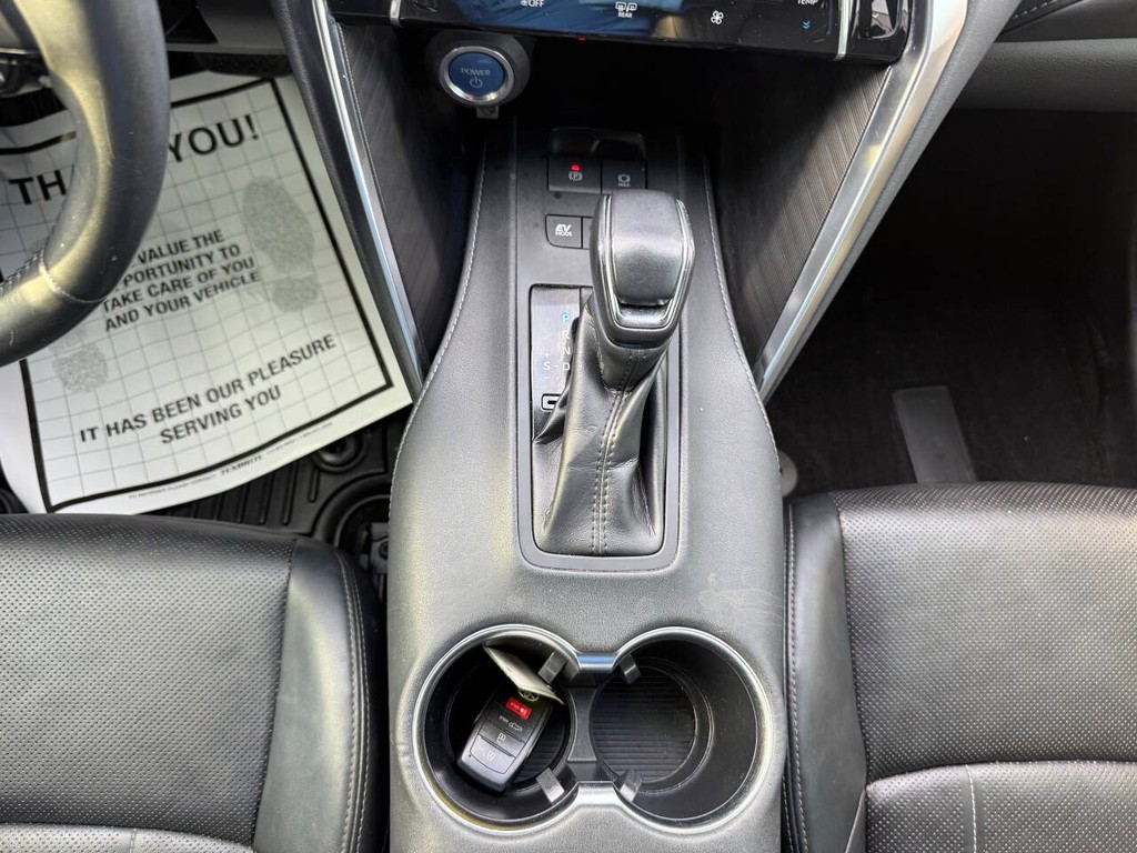 Toyota Venza Vehicle Full-screen Gallery Image 31
