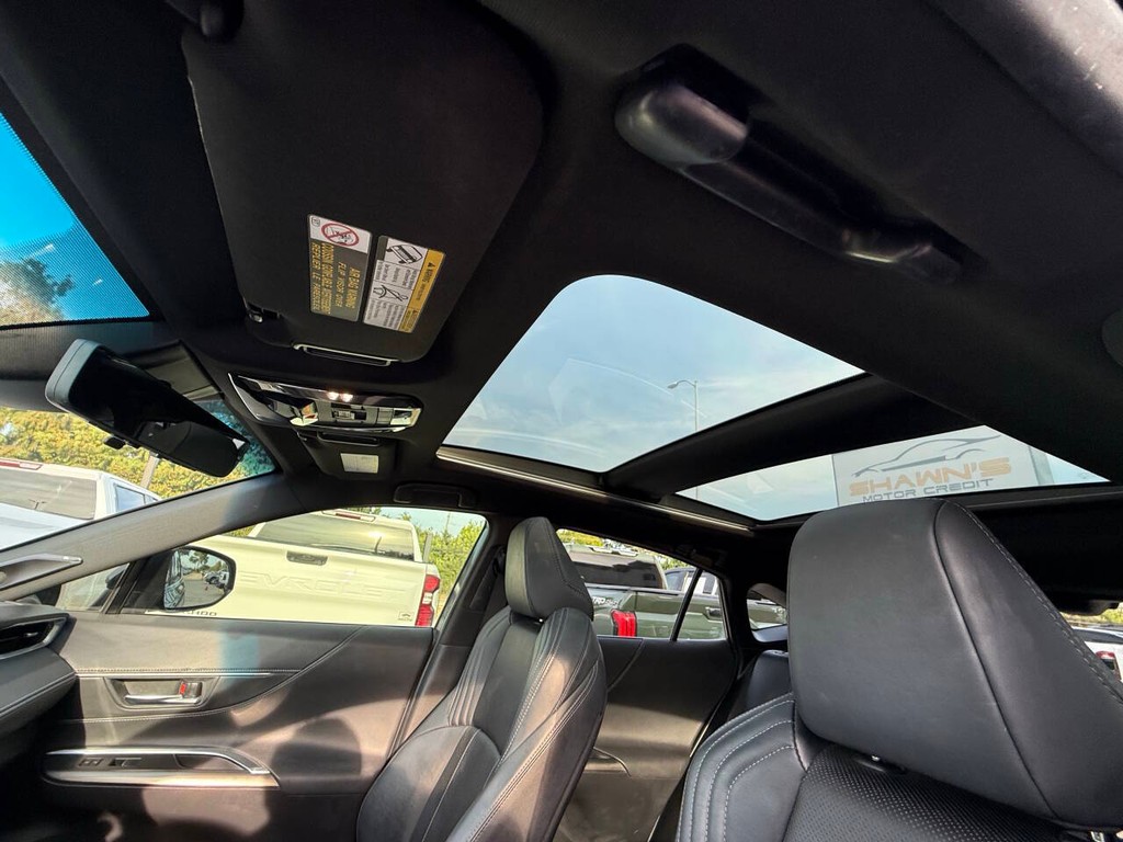 Toyota Venza Vehicle Full-screen Gallery Image 33
