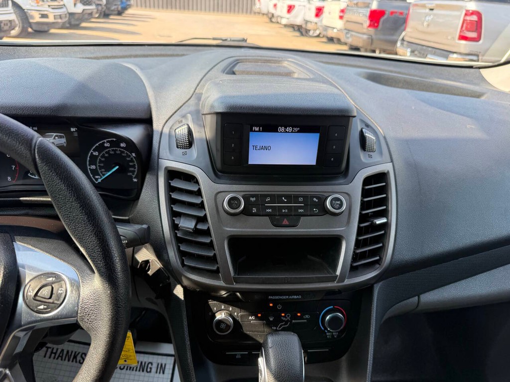 Ford Transit Connect Van Vehicle Full-screen Gallery Image 19