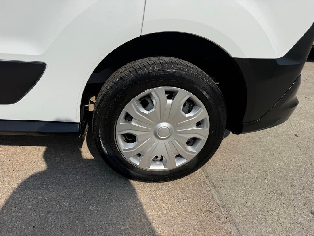 Ford Transit Connect Van Vehicle Full-screen Gallery Image 30
