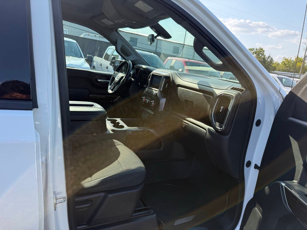 GMC Sierra 1500 Vehicle Full-screen Gallery Image 10