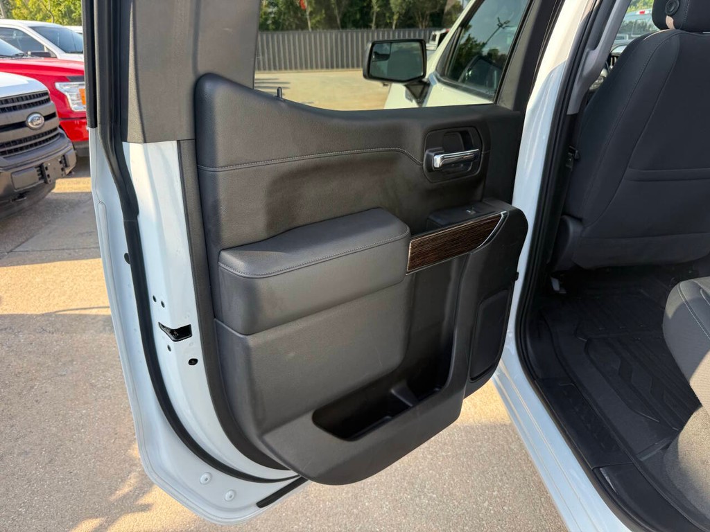 GMC Sierra 1500 Vehicle Full-screen Gallery Image 14