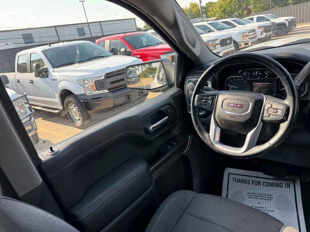 GMC Sierra 1500 Vehicle Full-screen Gallery Image 19