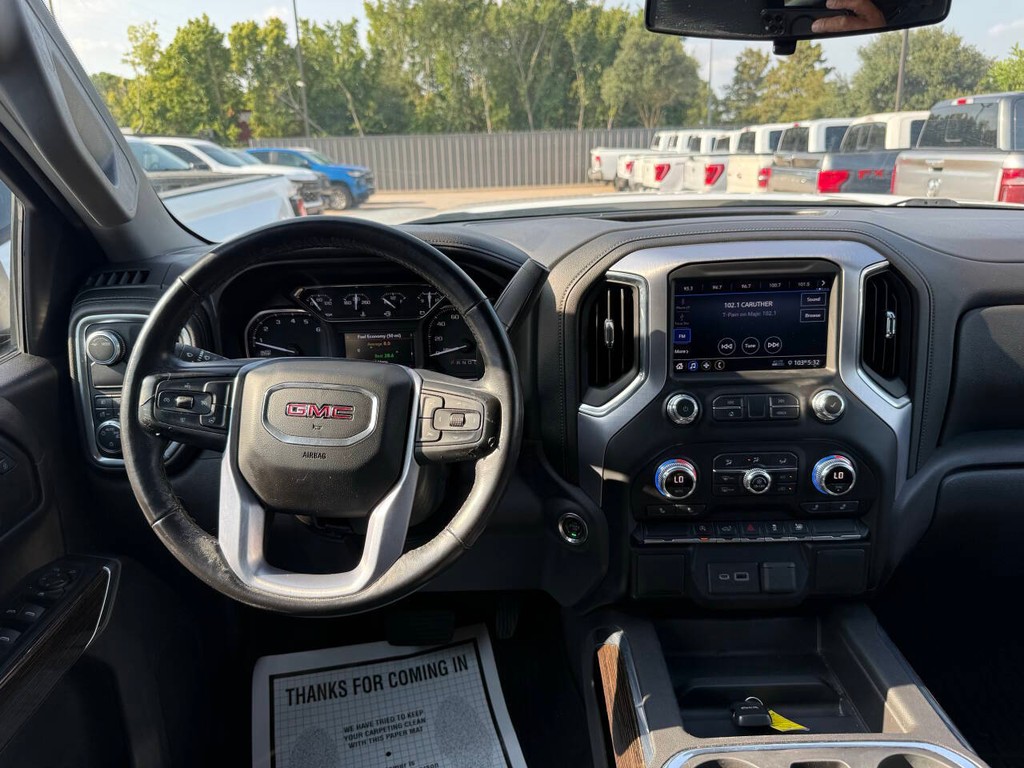 GMC Sierra 1500 Vehicle Full-screen Gallery Image 21