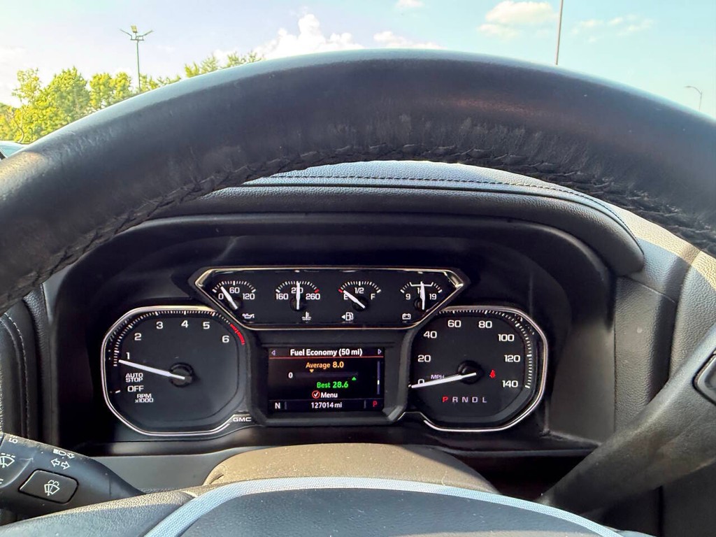 GMC Sierra 1500 Vehicle Full-screen Gallery Image 31