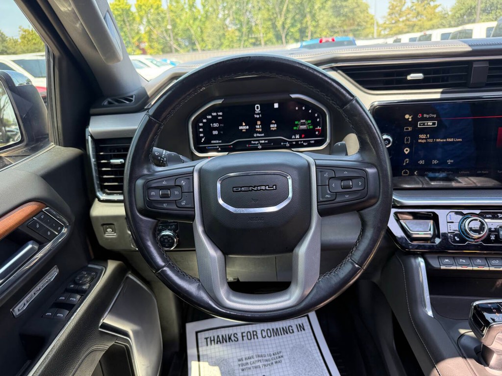 GMC Sierra 1500 Vehicle Full-screen Gallery Image 22