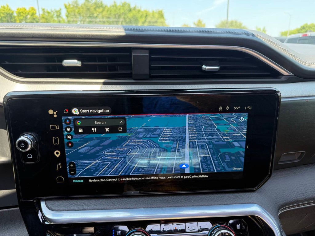 GMC Sierra 1500 Vehicle Full-screen Gallery Image 27