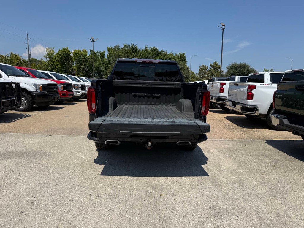 GMC Sierra 1500 Vehicle Full-screen Gallery Image 37