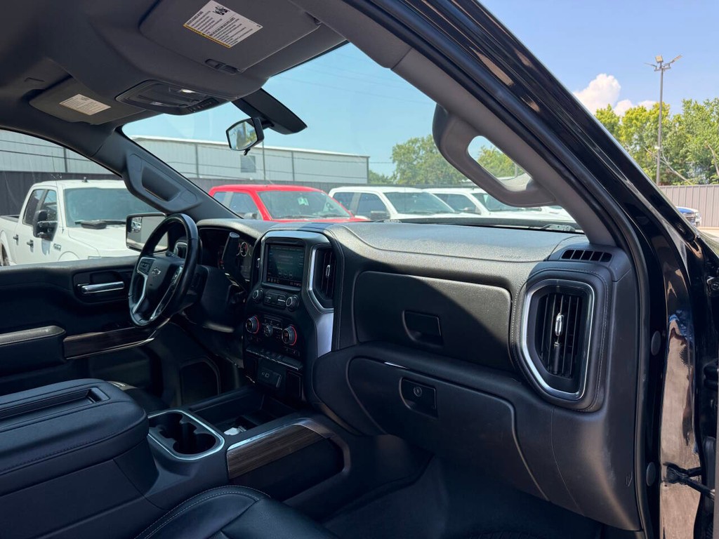 Chevrolet Silverado 1500 Vehicle Full-screen Gallery Image 09