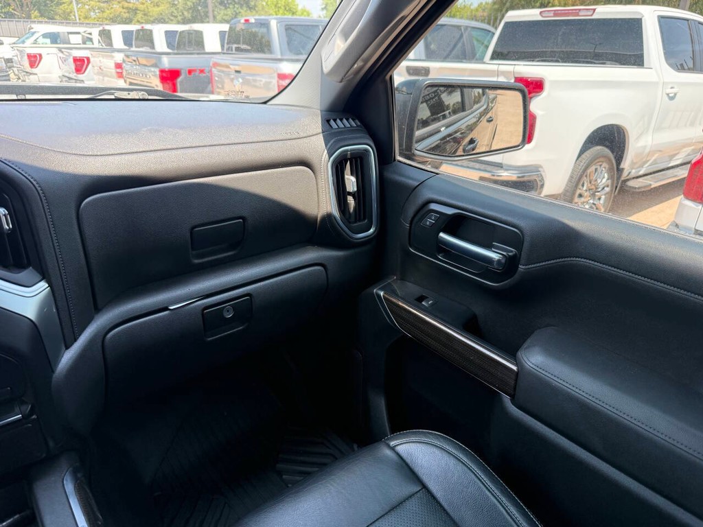 Chevrolet Silverado 1500 Vehicle Full-screen Gallery Image 20