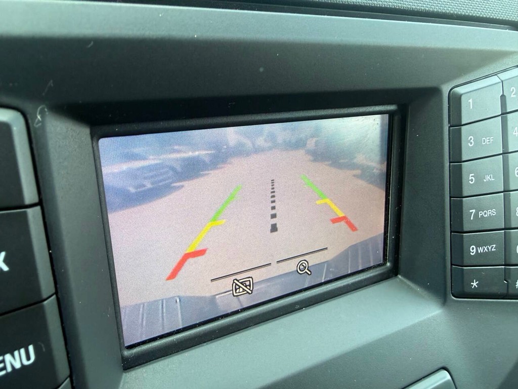 Ford F-150 Vehicle Full-screen Gallery Image 27