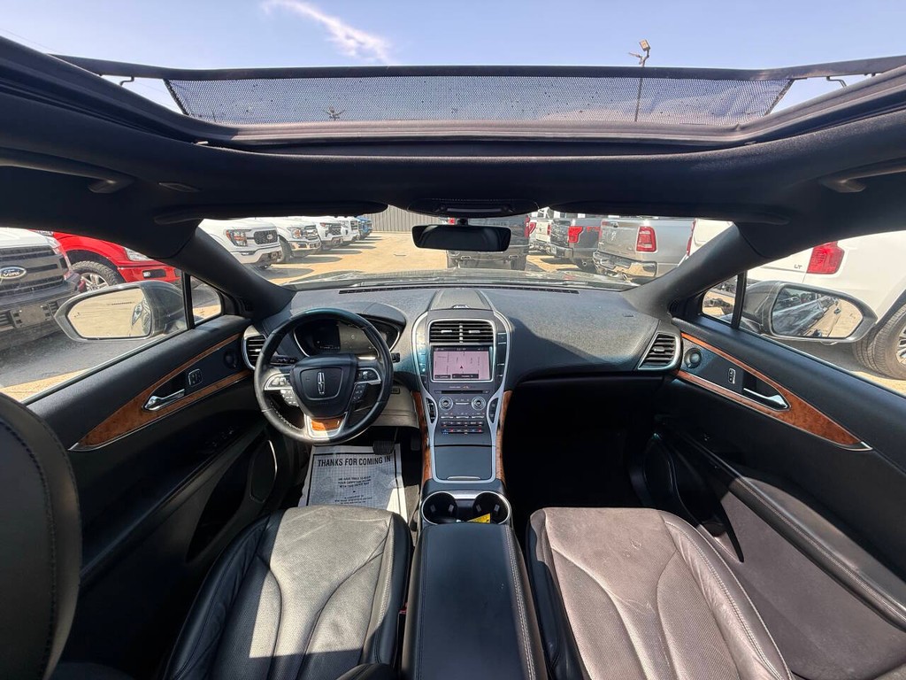 Lincoln Nautilus Vehicle Full-screen Gallery Image 18