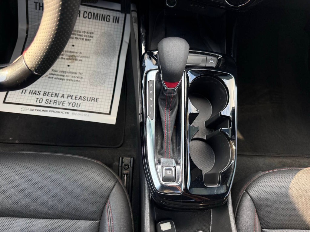 Chevrolet Trax Vehicle Full-screen Gallery Image 28