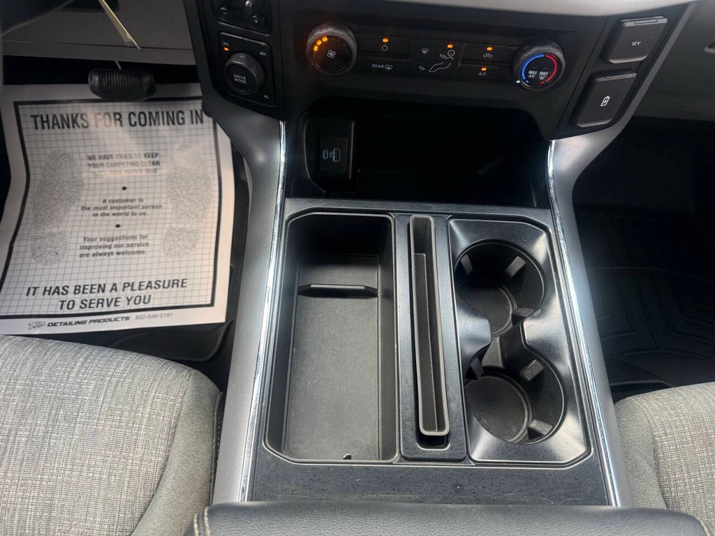 Ford F-150 Vehicle Full-screen Gallery Image 30