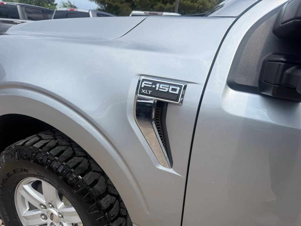 Ford F-150 Vehicle Full-screen Gallery Image 35