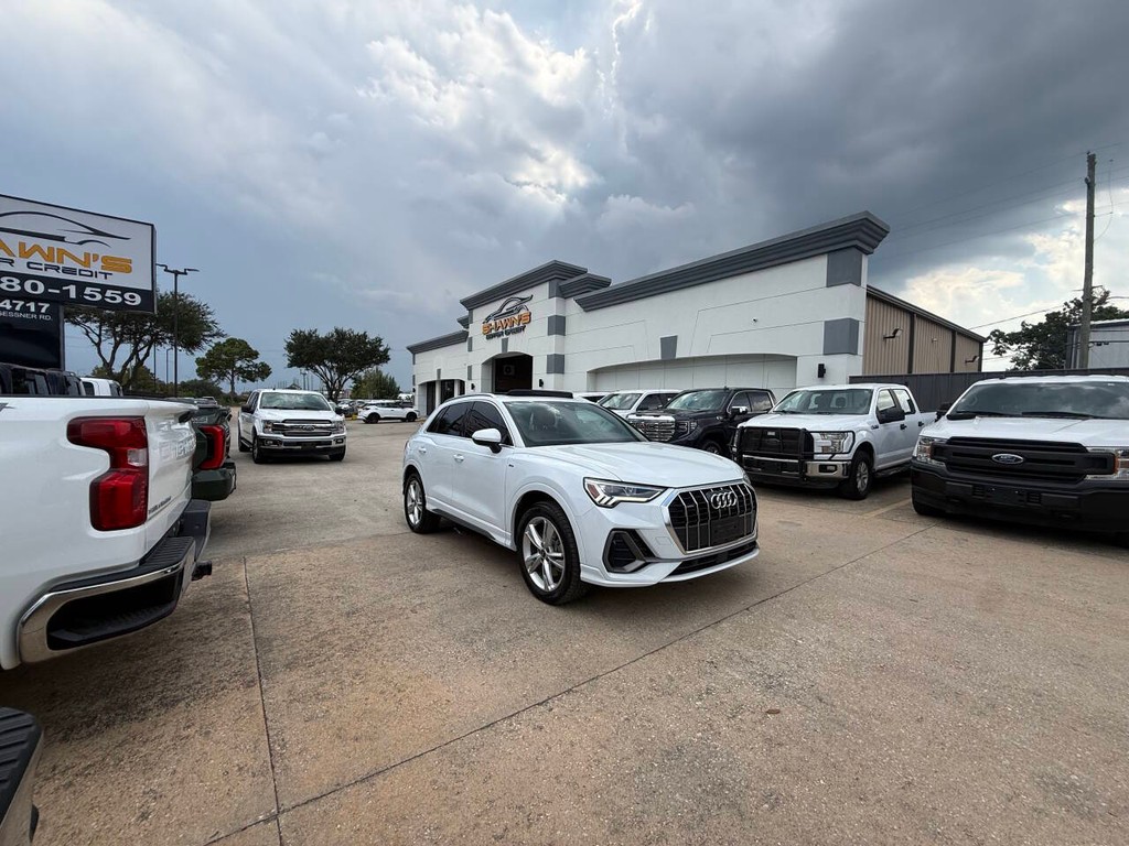 Audi Q3 Vehicle Full-screen Gallery Image 42