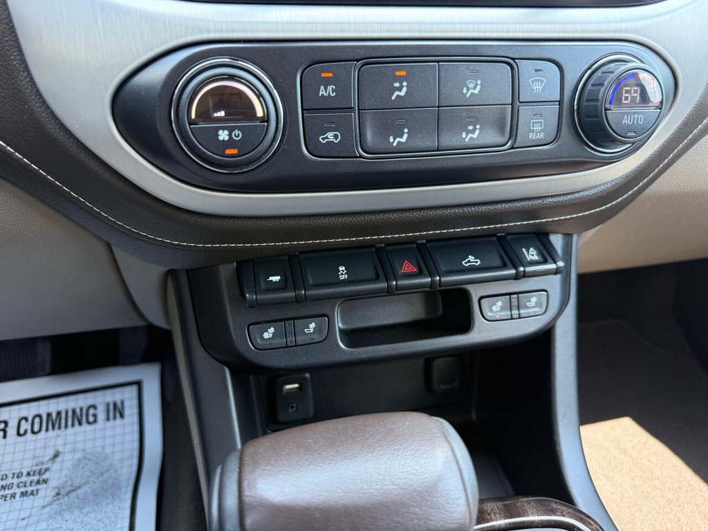 GMC Canyon Vehicle Full-screen Gallery Image 29