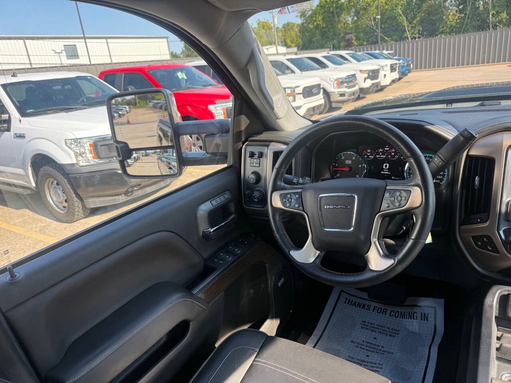 GMC Sierra 2500HD Vehicle Full-screen Gallery Image 19