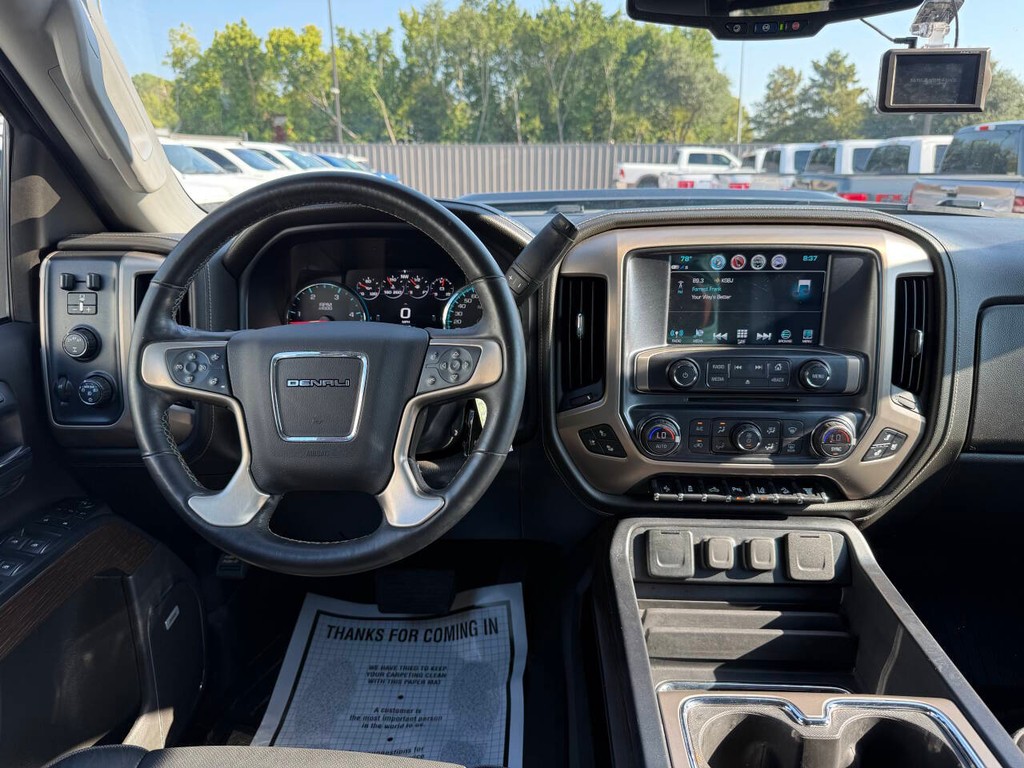 GMC Sierra 2500HD Vehicle Full-screen Gallery Image 22