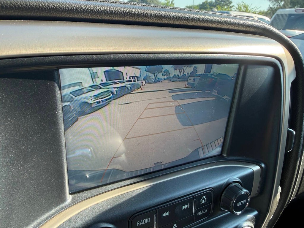 GMC Sierra 2500HD Vehicle Full-screen Gallery Image 27