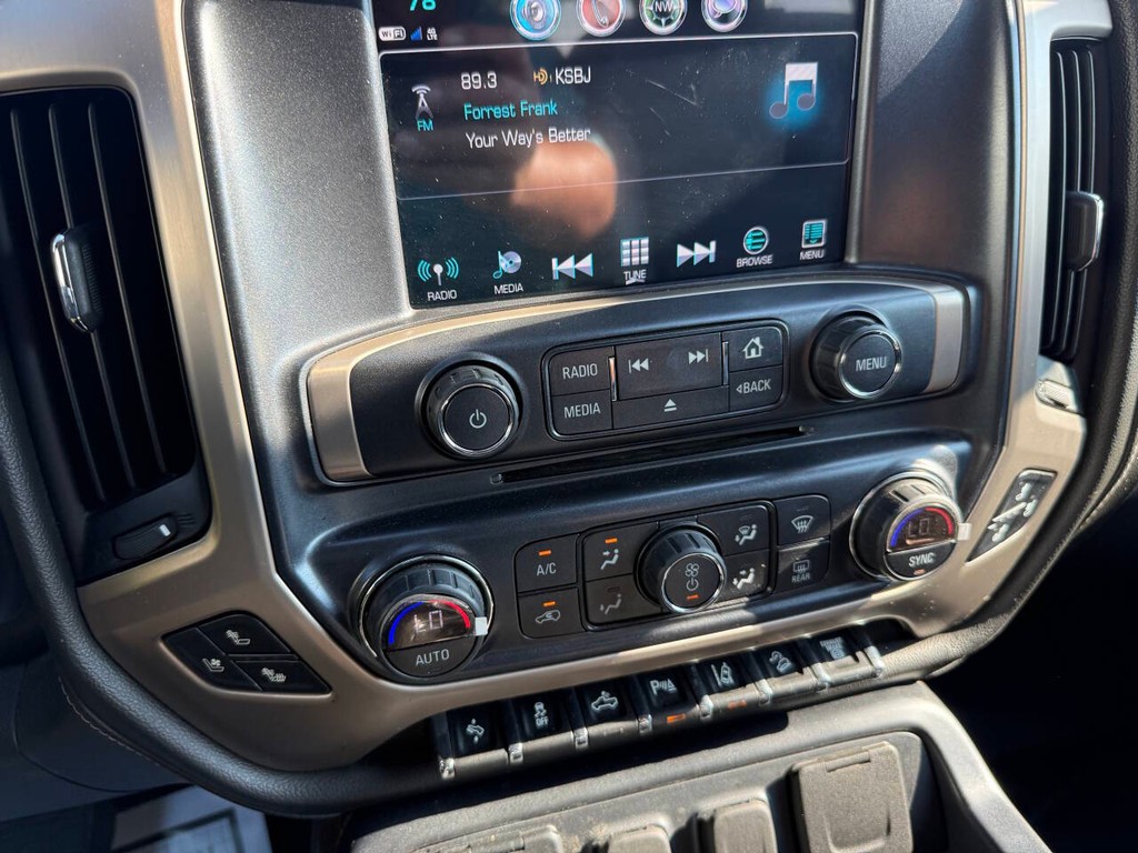 GMC Sierra 2500HD Vehicle Full-screen Gallery Image 28