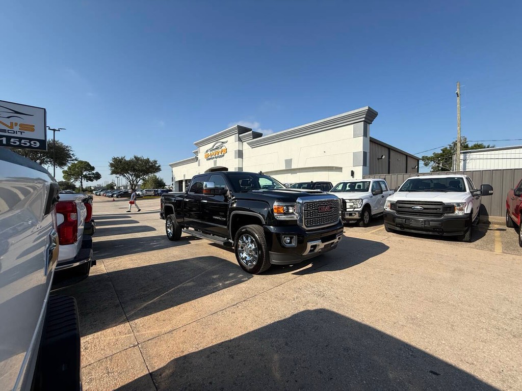 GMC Sierra 2500HD Vehicle Full-screen Gallery Image 46